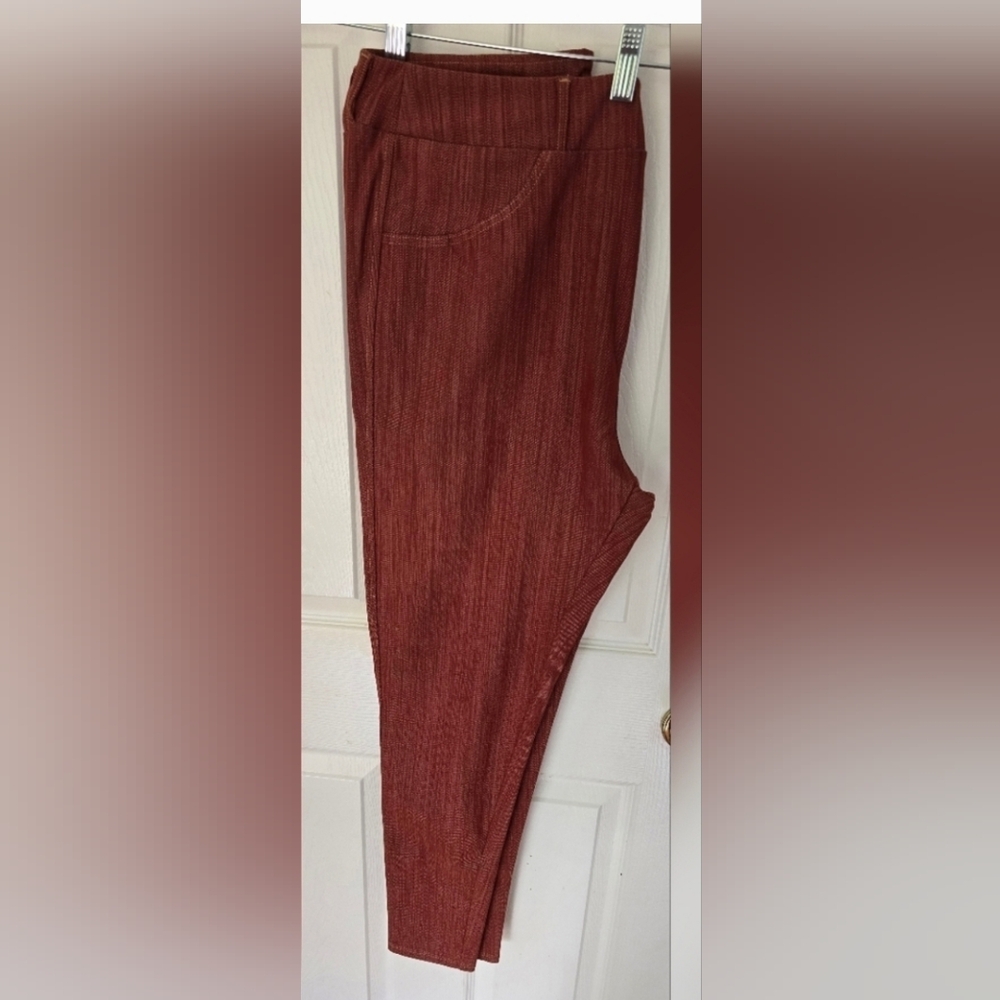 NWT- Agnes&Dora Boulevard Pants